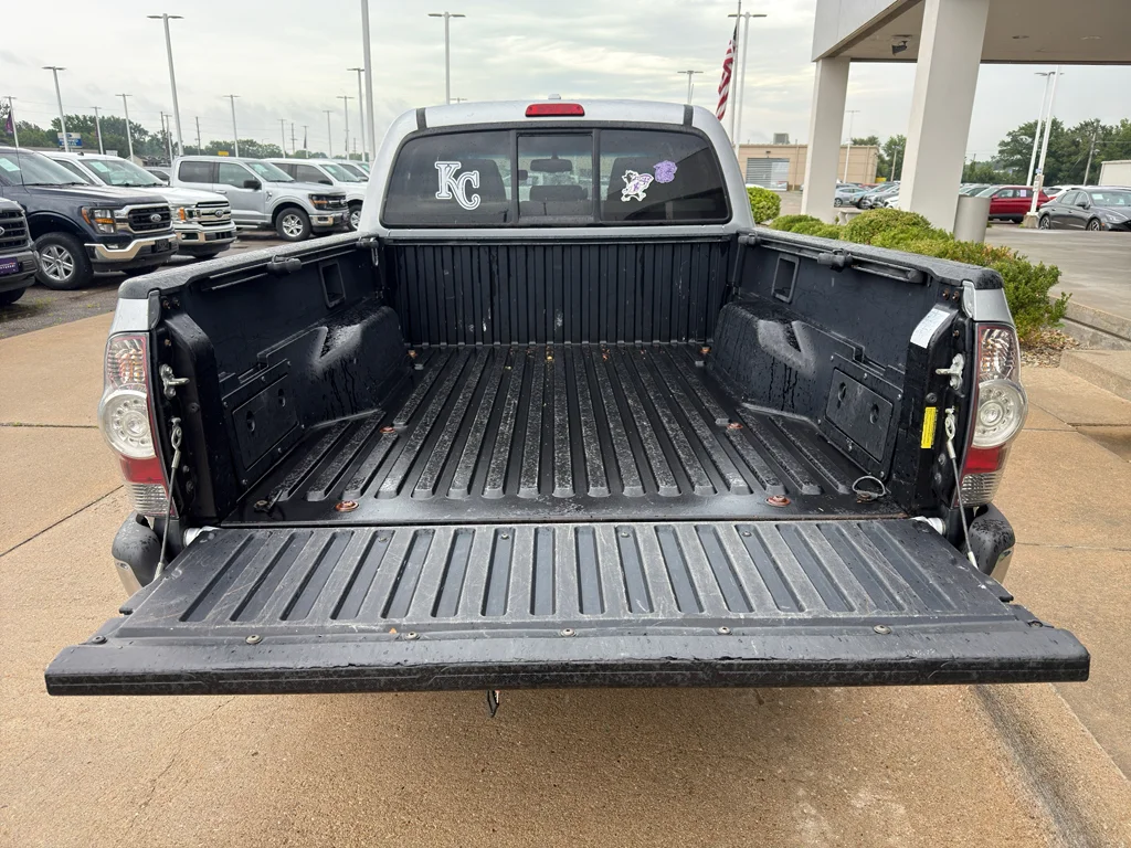 Used 2010 Silver Streak Mica Toyota PreRunner image 8