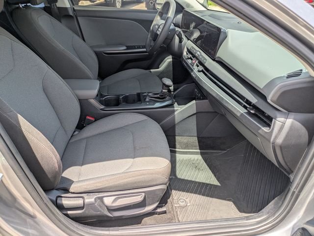 Used 2025 Gray Kia LXS image 23