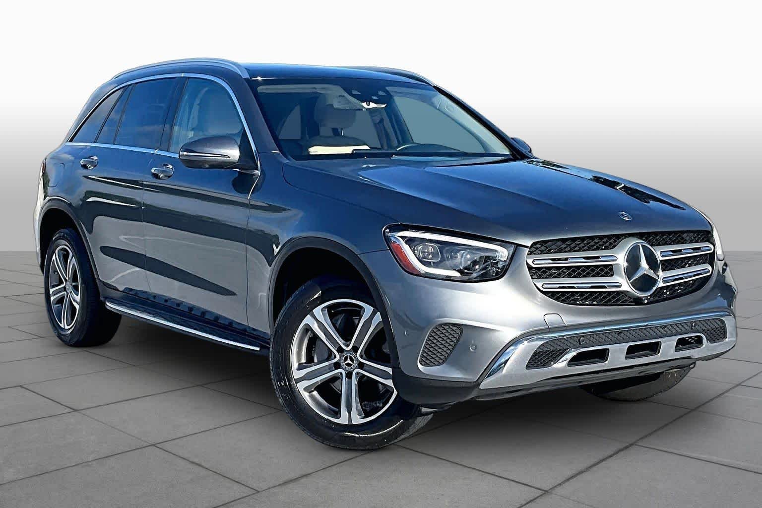 Used 2020 Selenite Grey Metallic Mercedes-Benz GLC 300 image 3