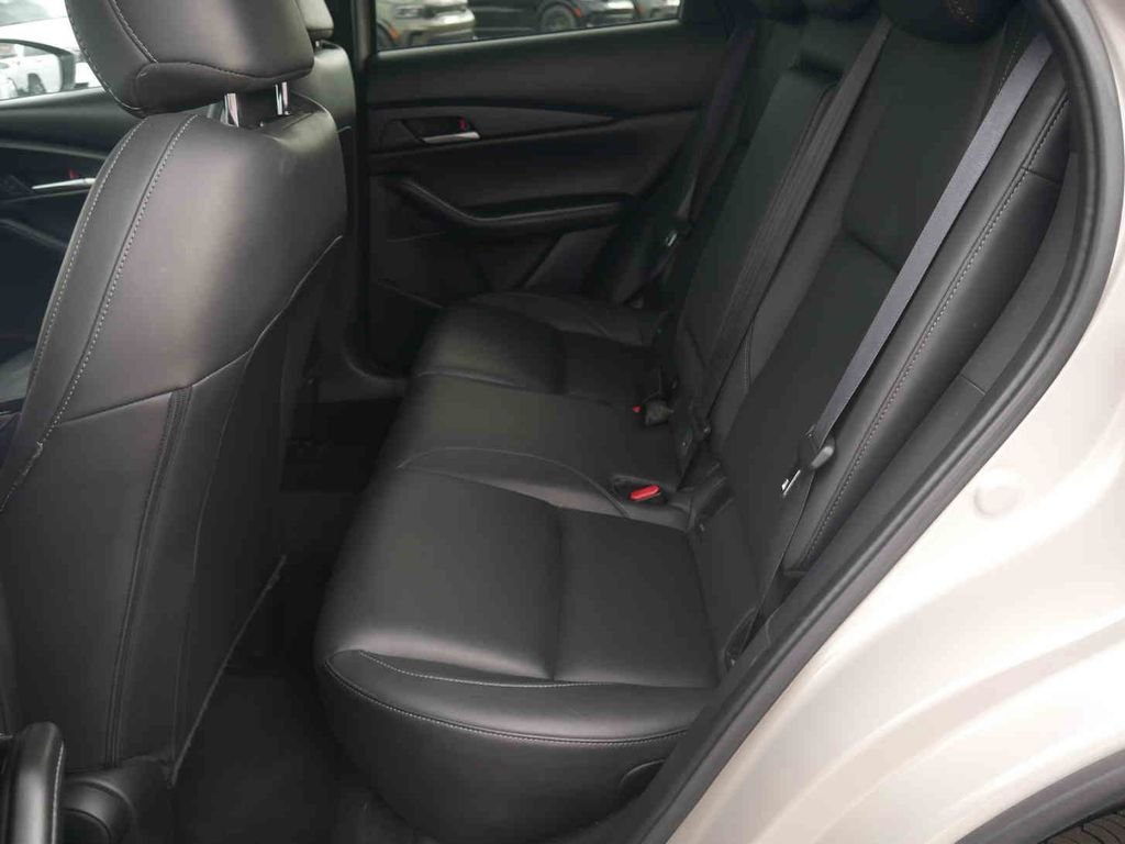 Used 2024 Silver Mazda 2.5 S Select Sport image 11