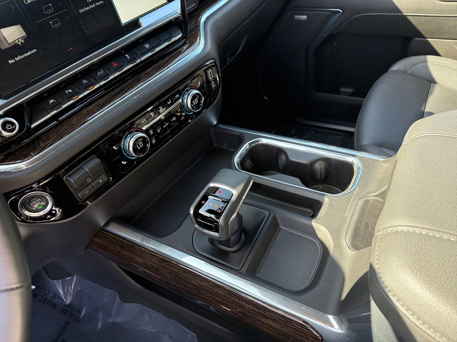Used 2025 Sterling GMC Elevation image 13