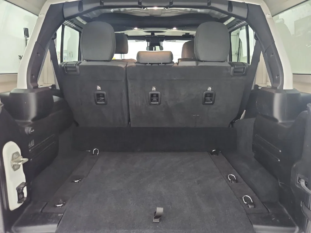 Certified Used 2024 White Jeep Sahara 4xe image 35