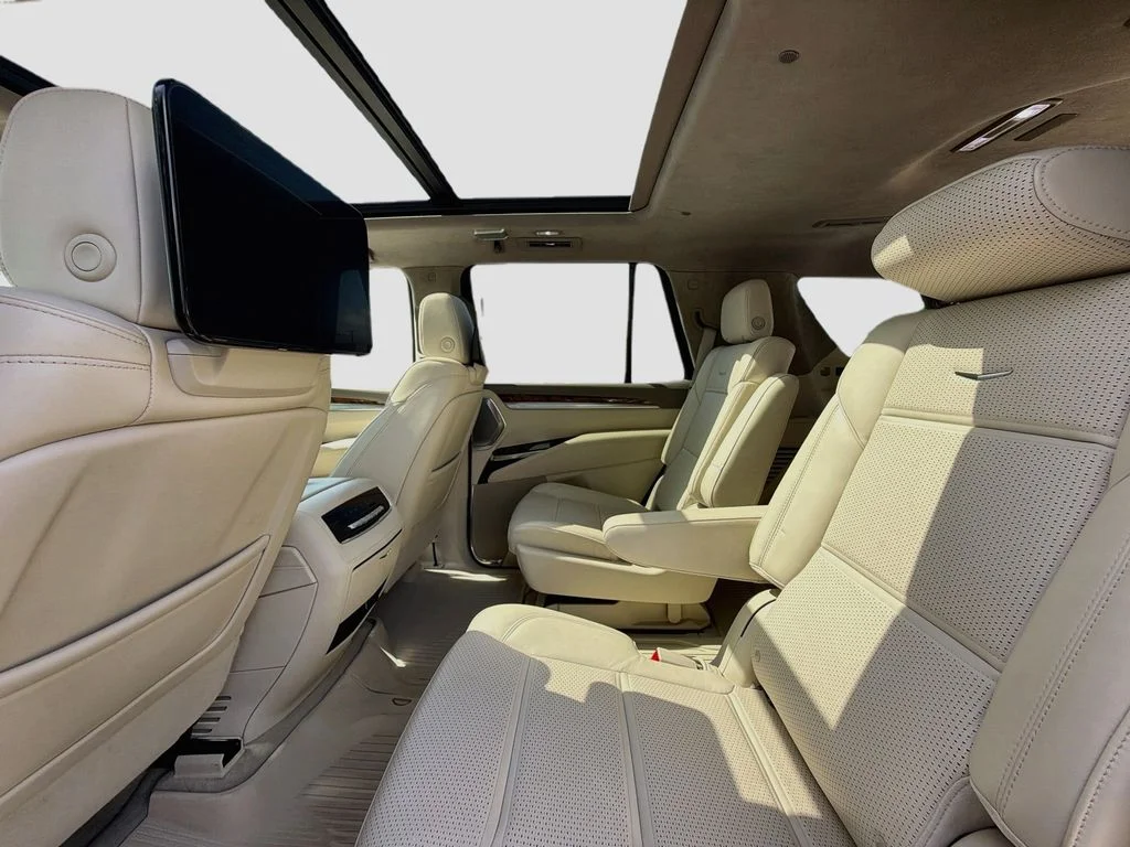 Used 2025 Black Cadillac Sport Platinum image 26