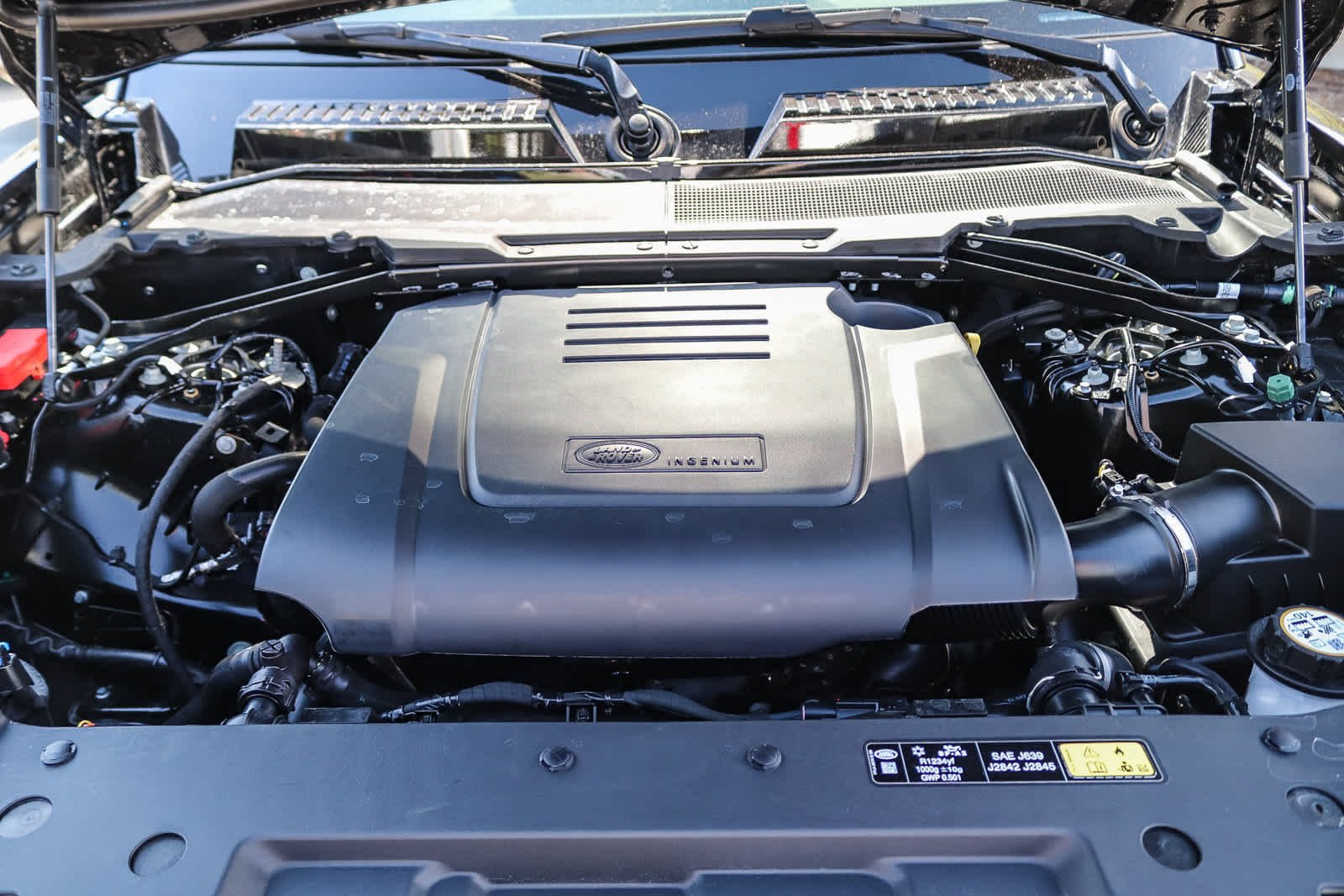 New 2026 Santorini Black Land Rover S image 26