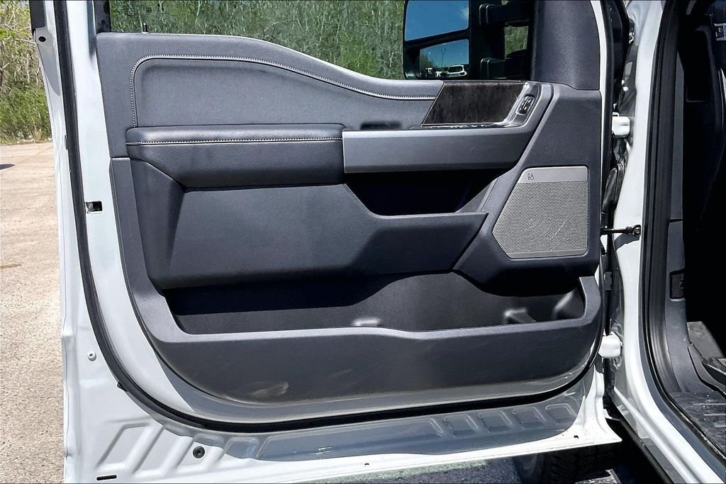 New 2026 Ford Super Duty F-250 Lariat 4D Crew Cab