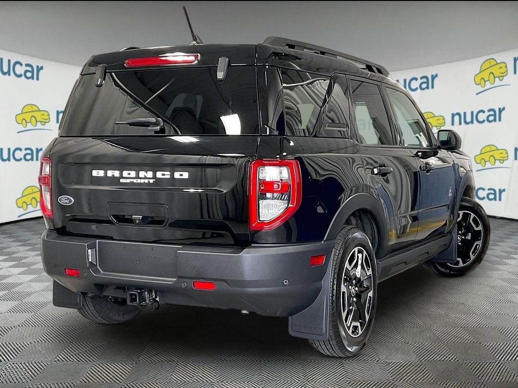 Used 2023 Black Ford Outer Banks image 6