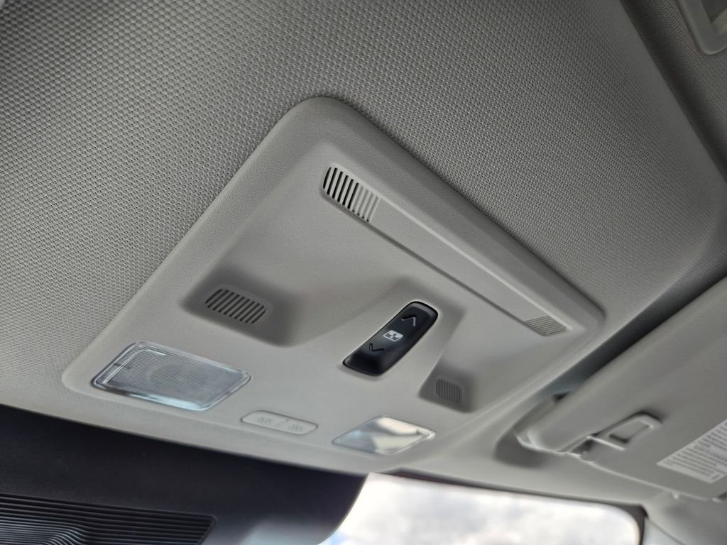 New 2026 Light Blue Ford XLT image 9