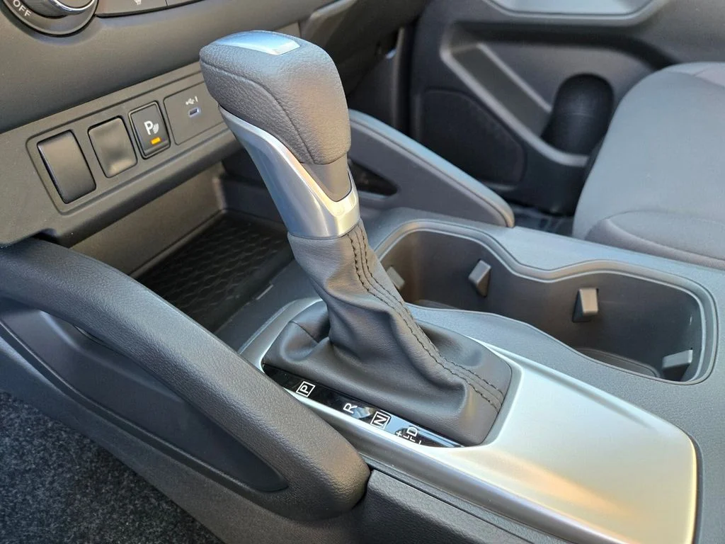 New 2026 Glacier White Nissan King Cab® S image 12