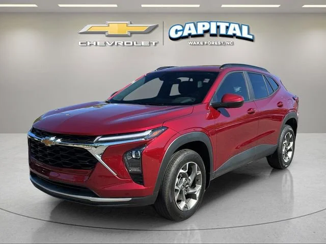 Used 2025 Crimson Metallic Chevrolet LT image 9