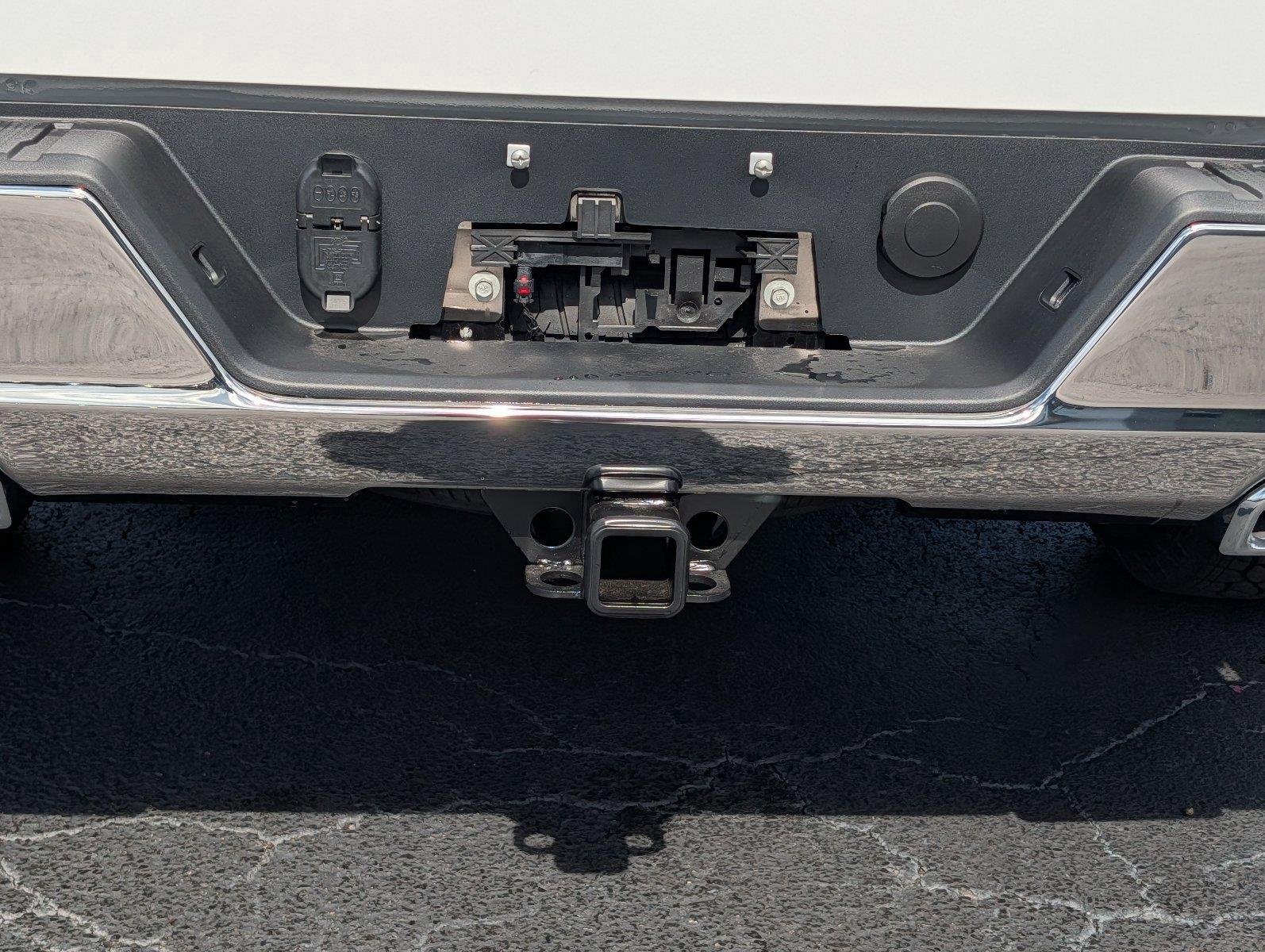 New 2026 Summit White GMC SLT image 36