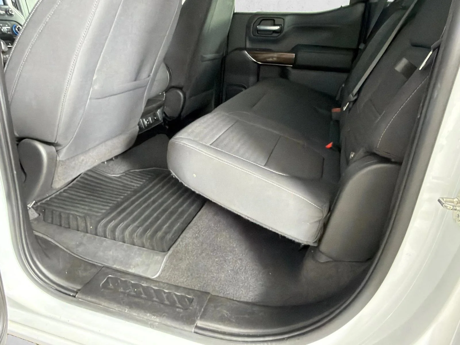 Used 2020 White Chevrolet RST image 20