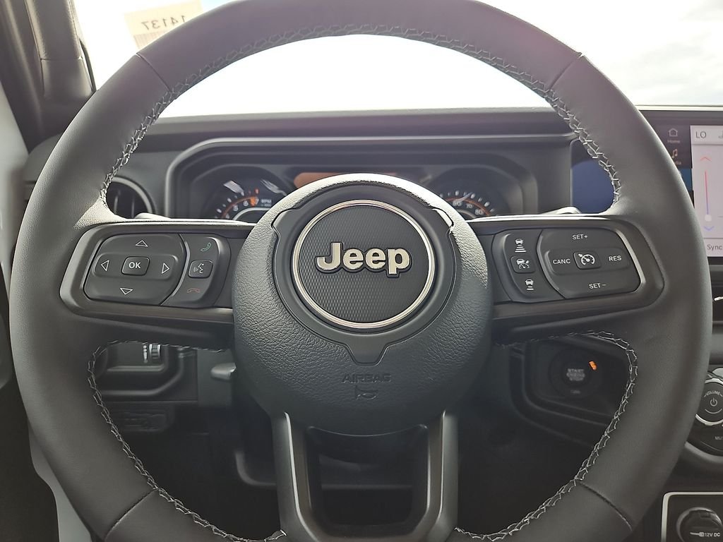 New 2026 Bright White Clearcoat Jeep Mojave image 19