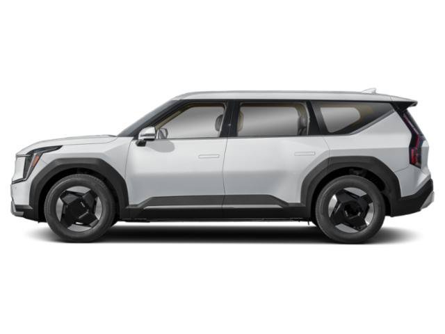Used 2024 Snow White Pearl Kia Light Long Range image 3