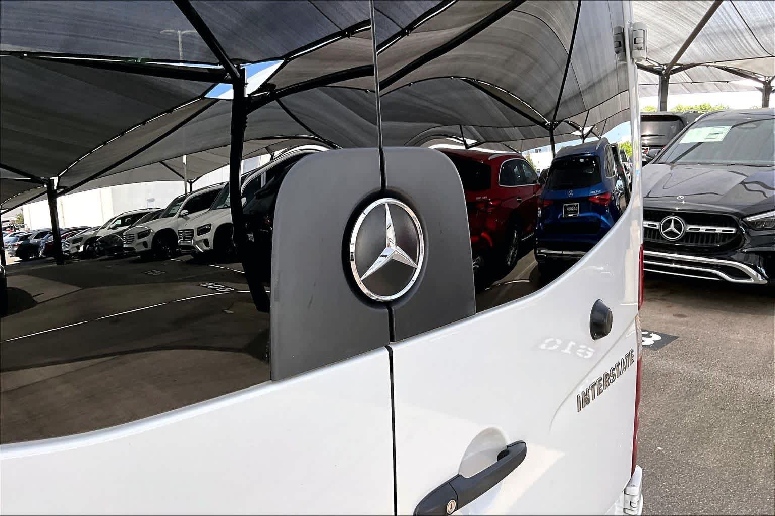 Used 2017 Arctic White Mercedes-Benz  image 29