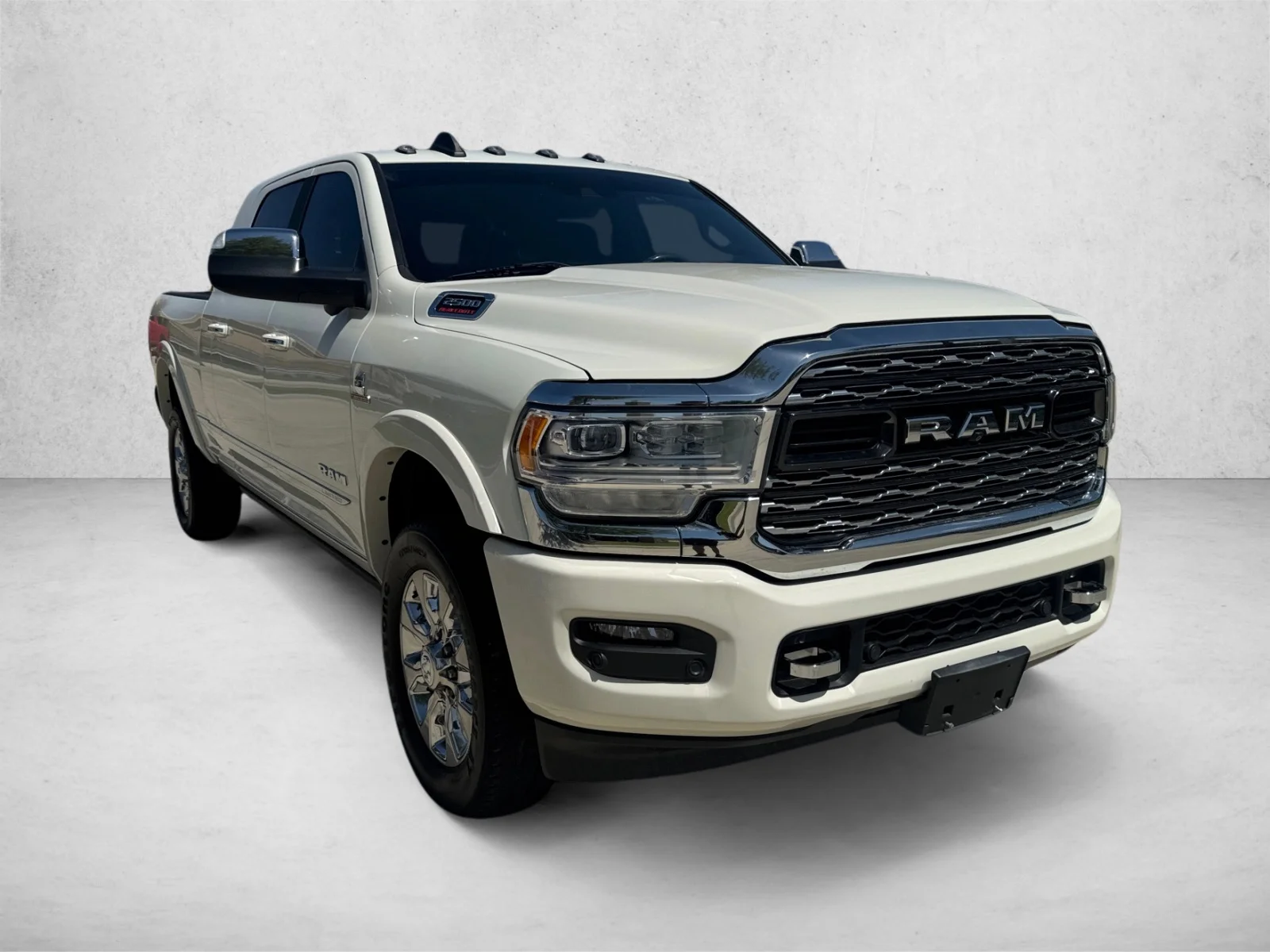 Used 2021 Pearl White RAM Limited image 3