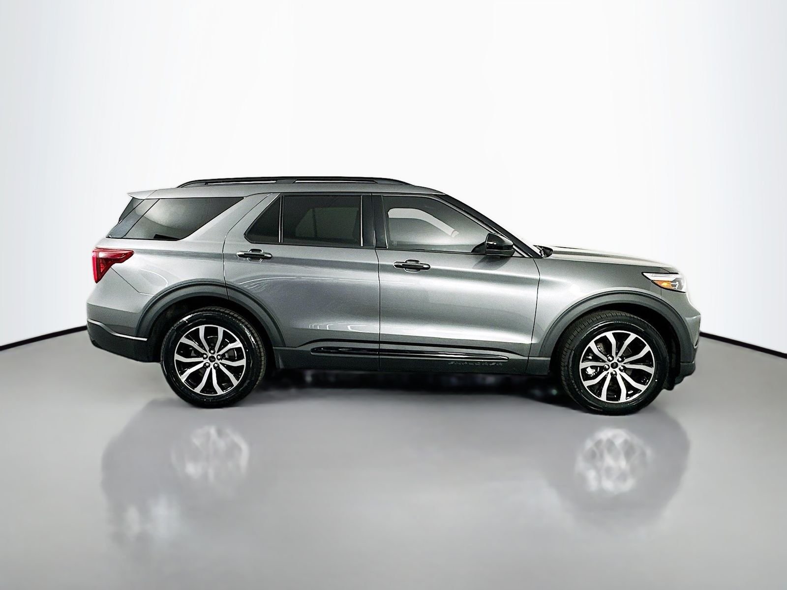 Used 2023 Gray Metallic Ford ST image 8
