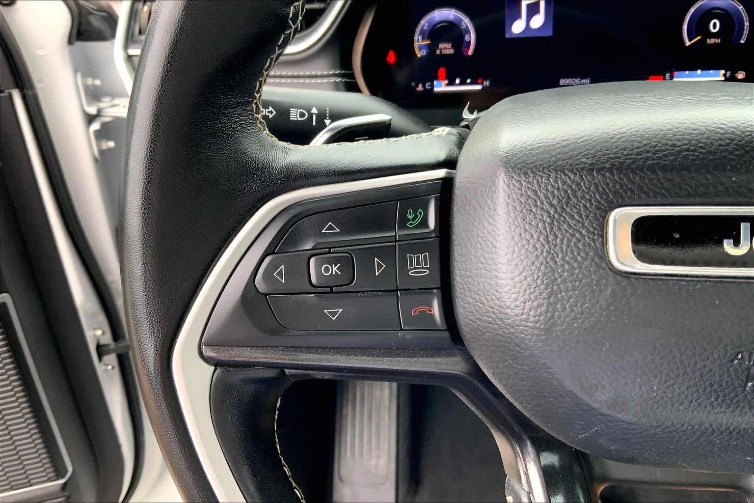 Used 2022 Bright White Clearcoat Jeep Altitude image 33