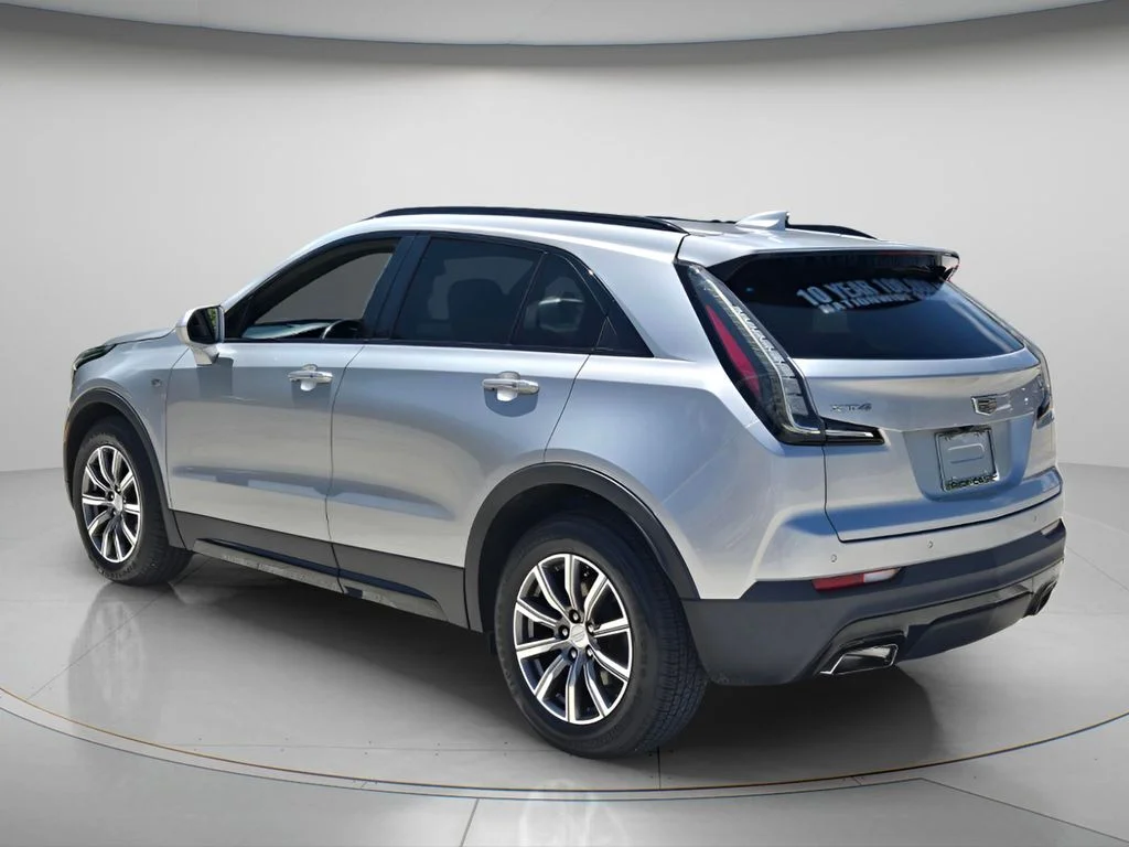 Used 2019 Silver Cadillac Sport image 8