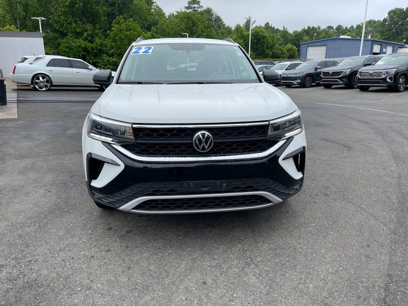 Used 2022 Pure White Volkswagen S image 8