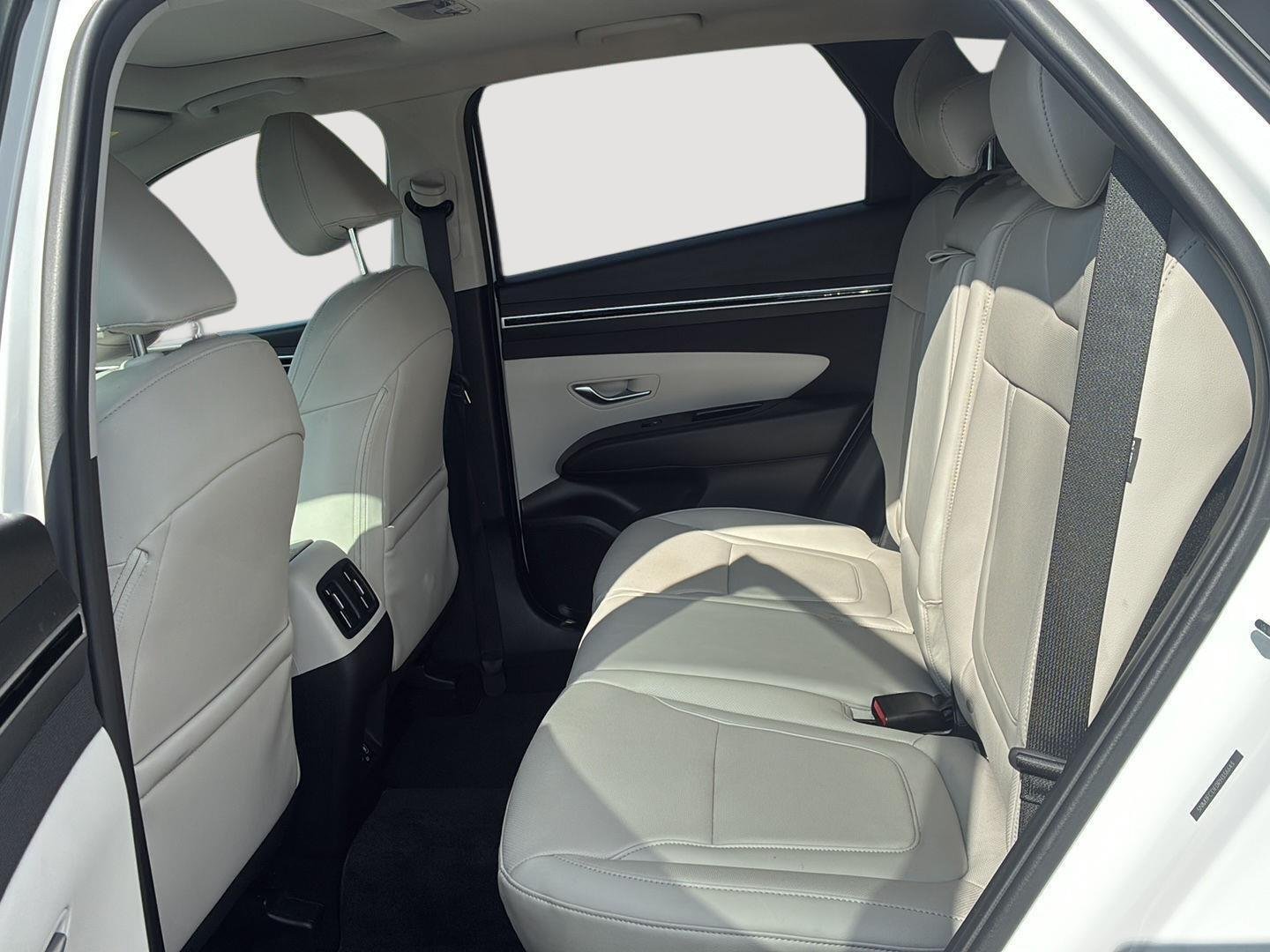 Used 2024 White Pearl Hyundai SEL image 23