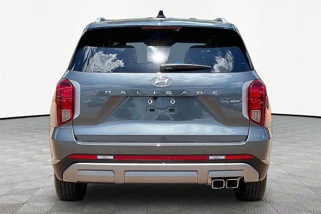 Used 2024 Gray Hyundai SEL image 6