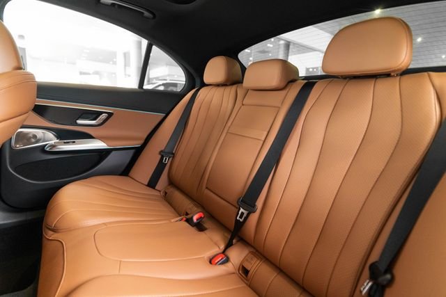 New 2026 Polar White Mercedes-Benz E 350 image 31