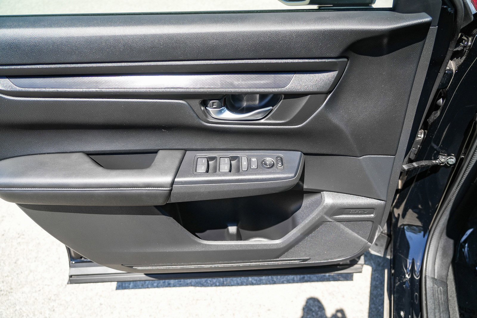 2025 Honda CR-V LX - Photo 20