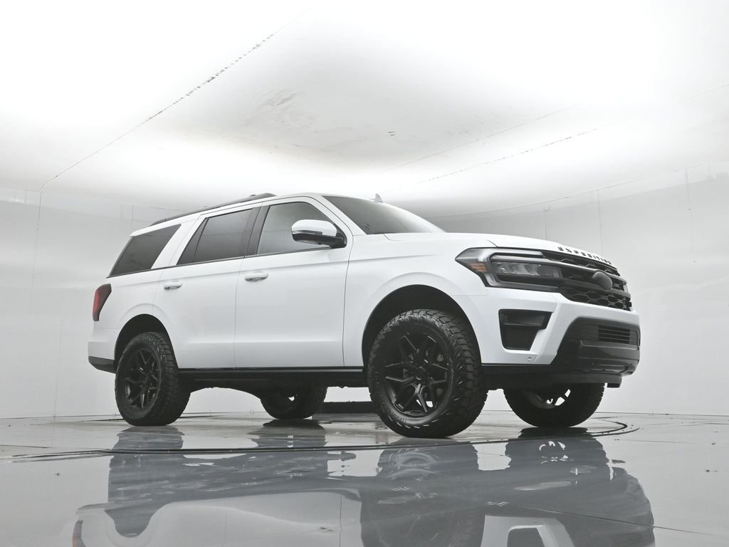 Used 2024 White Ford Limited image 55