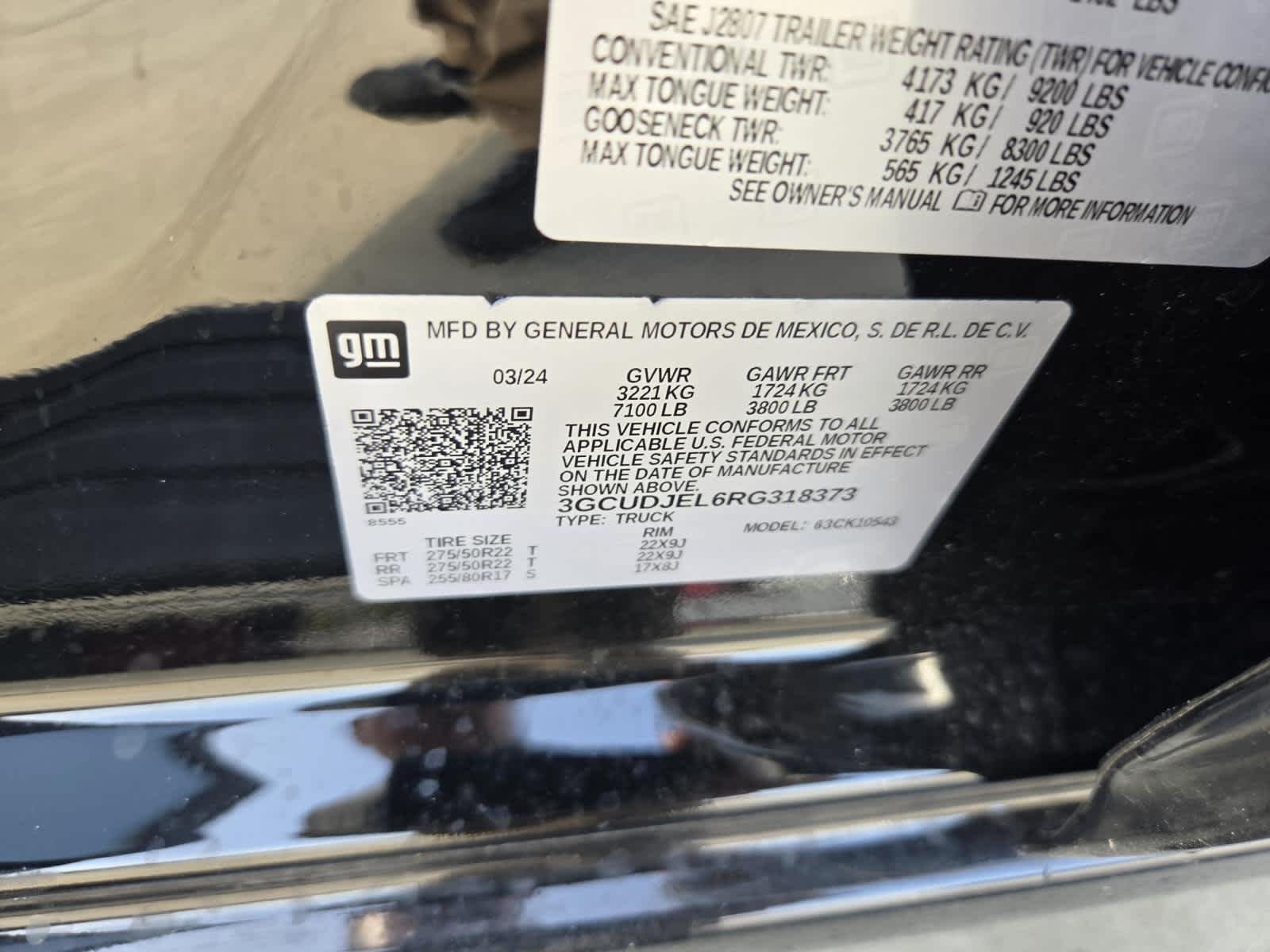 Used 2024 Black Chevrolet High Country image 28