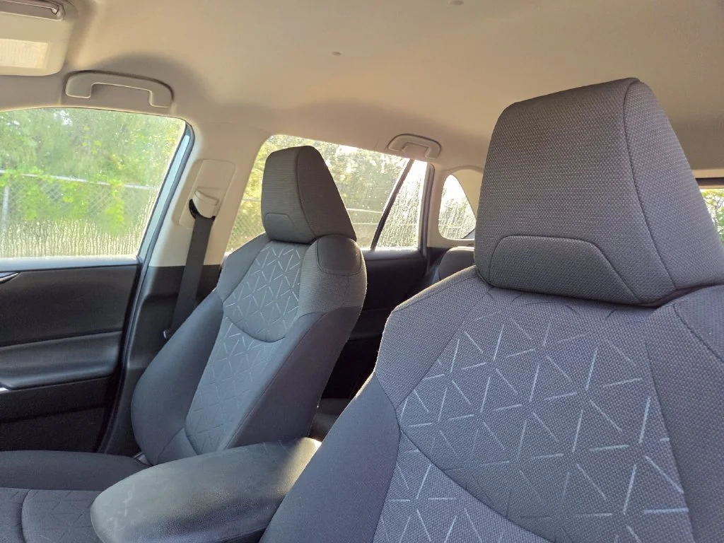 Certified Used 2021 Silver Toyota XLE image 24