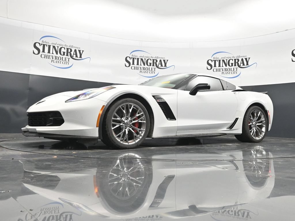 Used 2018 ARCTIC WHITE Chevrolet Z06 2LZ image 28