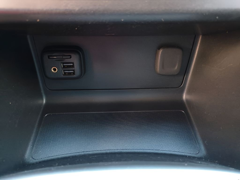 Used 2019 Summit White Chevrolet 4WD ZR2 image 26