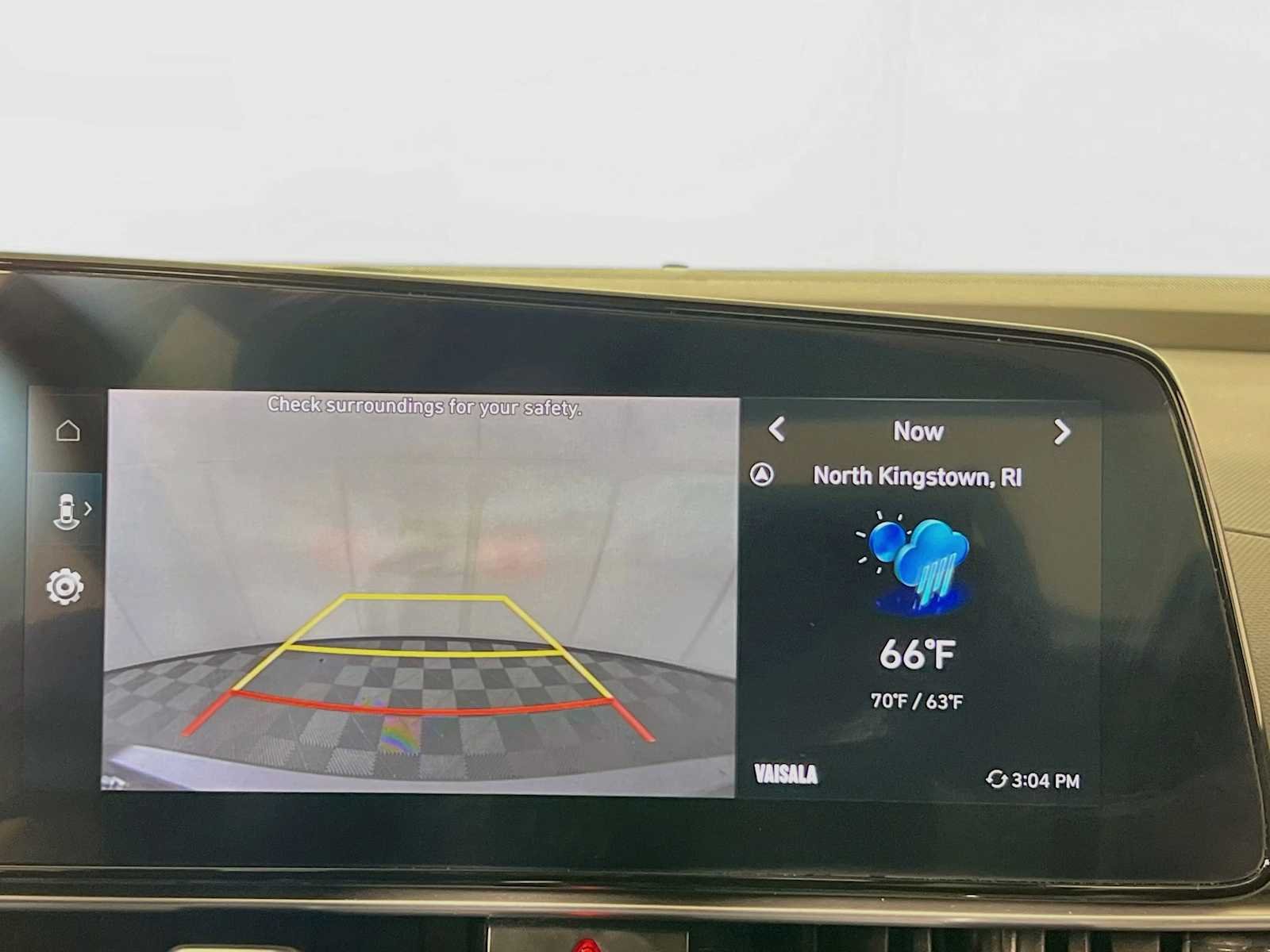 Certified Used 2023 Fluid Metal Hyundai SEL image 14