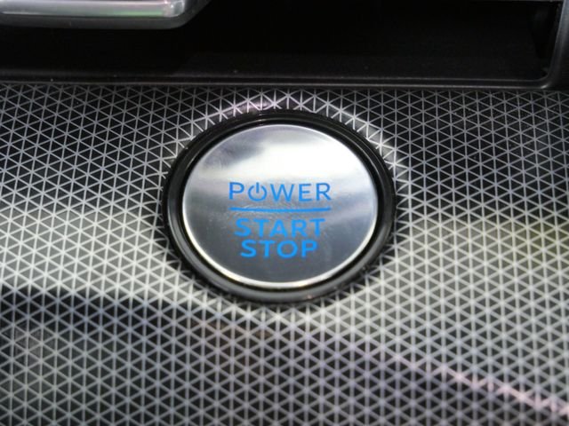 Certified Used 2025 Black Ford GT image 30