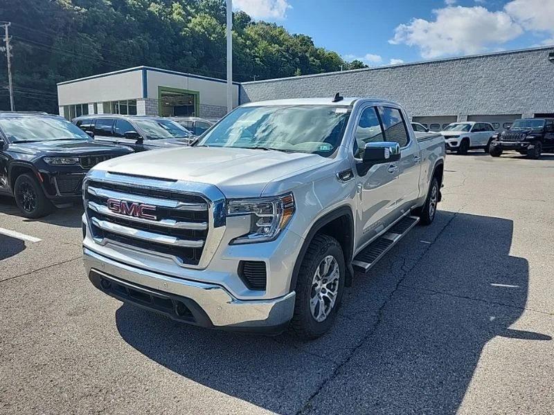 Used 2021 Silver GMC SLE image 3