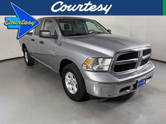 2024 Ram 1500 Classic SLT
