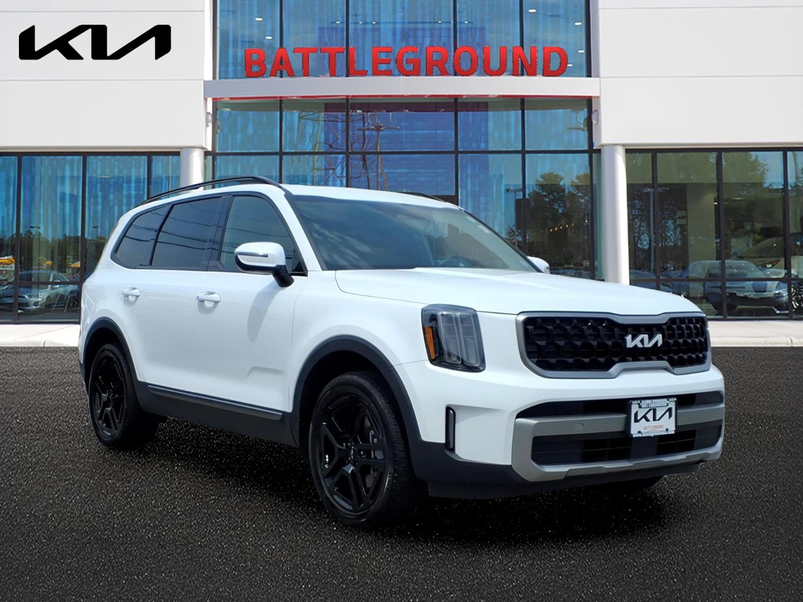 Used 2023 Glacial White Pearl Kia EX X-Line image 1