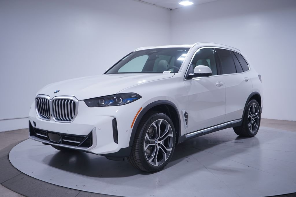 2026 BMW X5 sDrive40i's photo