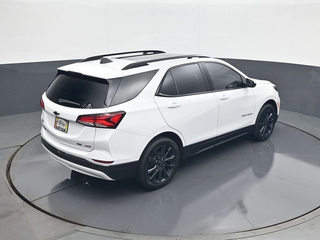 Used 2023 Summit White Chevrolet RS image 17