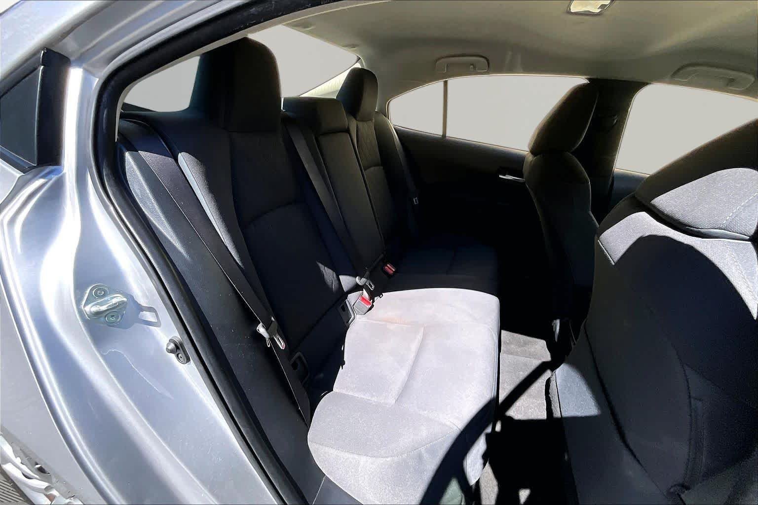 Used 2020 Classic Silver Metallic Toyota LE image 20