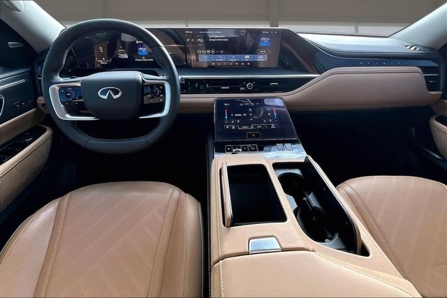 Used 2026 Silver INFINITI LUXE image 15