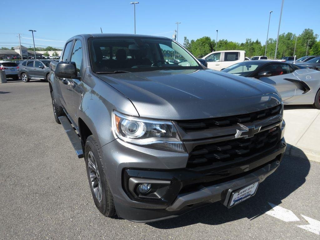 Used 2021 Steel Metallic Chevrolet Z71 image 3