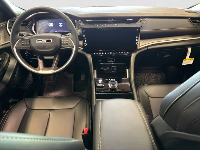 New 2026 Silver Jeep  image 11