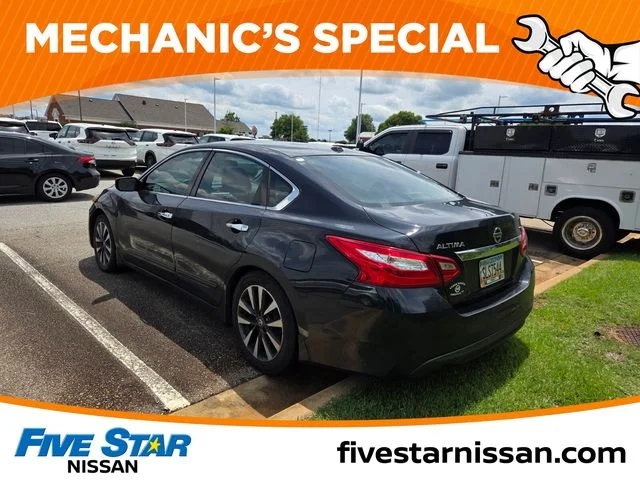 Used 2017 Blue Nissan 2.5 SV image 9