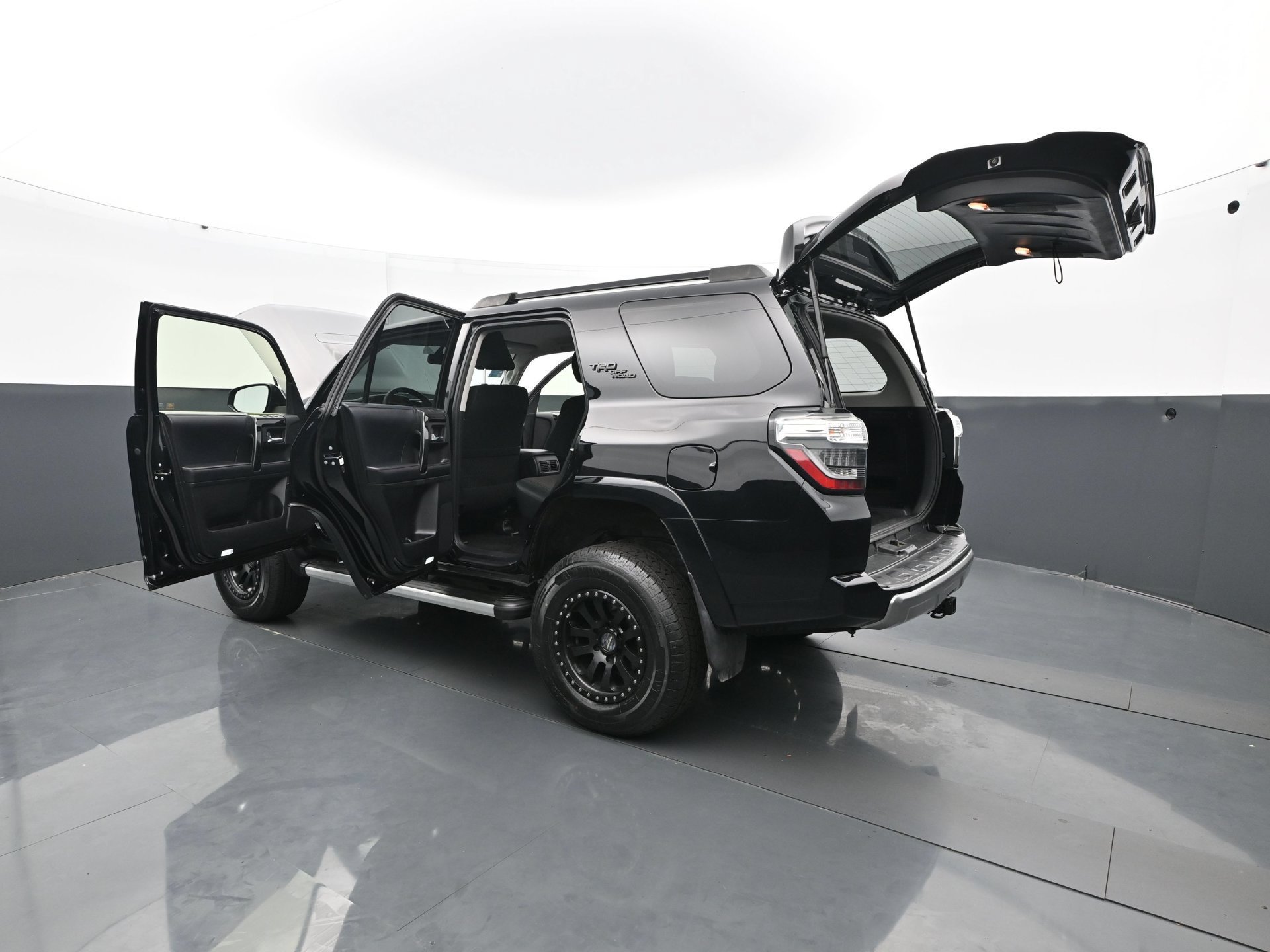 Used 2019 Midnight Black Metallic Toyota TRD Off-Road image 35