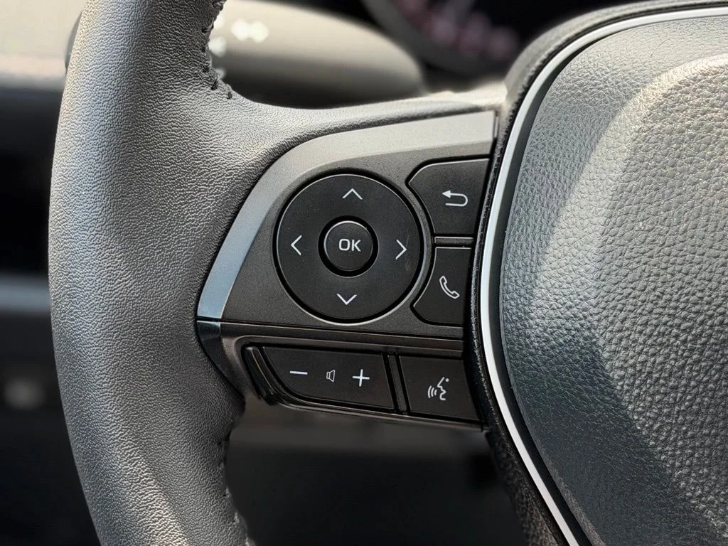 Used 2023 White Toyota XLE image 12