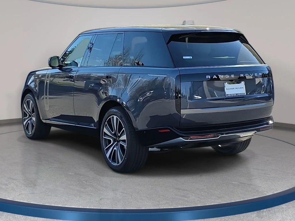New 2026 Varesine Blue LAND ROVER SE image 7