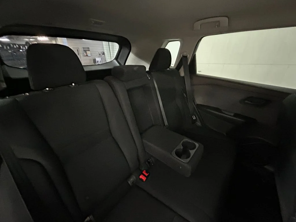 Used 2023 Gray Nissan S image 17