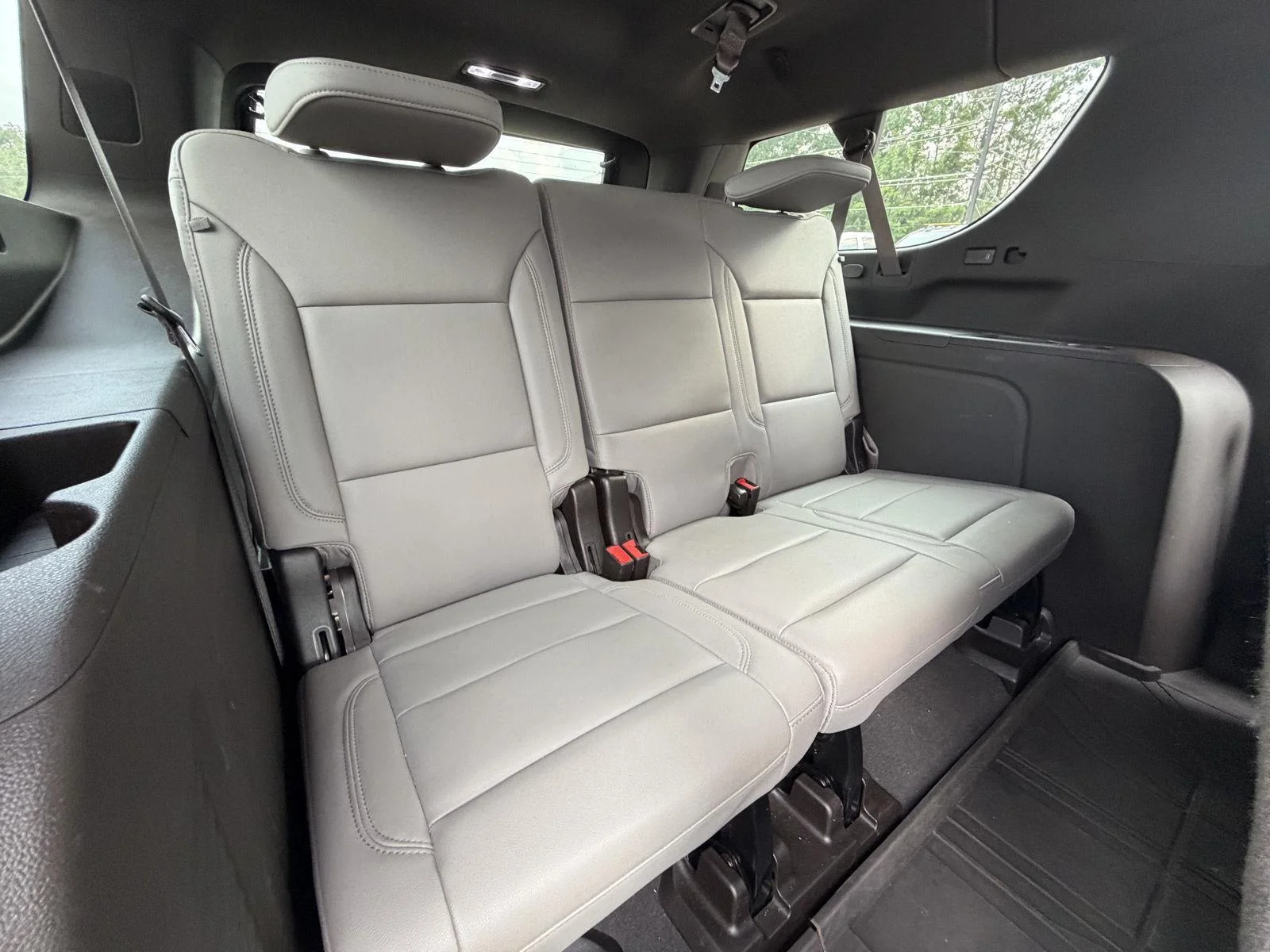 Used 2024 Radiant Red Tintcoat Chevrolet Z71 image 20