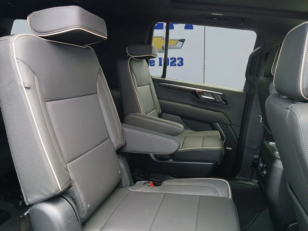 New 2026 Black Chevrolet Premier image 18